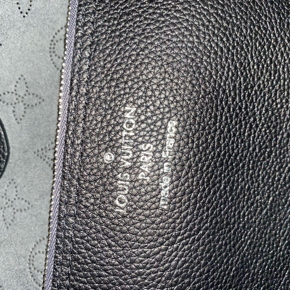 Carmel - Louis Vuitton Purse - Black - Picture 11 of 14